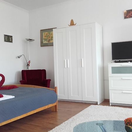 Eger Apartman Eksteriør bilde